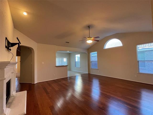 Foto del edificio - 1236 Woodbine Cliff Dr