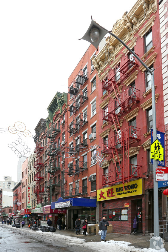 Primary Photo - 65 Mott St