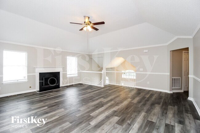 Building Photo - 4325 Stonecrest Dr