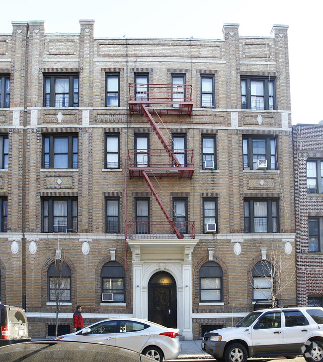 Building Photo - 369 87th St