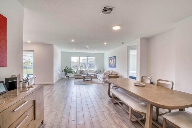 Foto del edificio - 1463 Heron Nook Rd