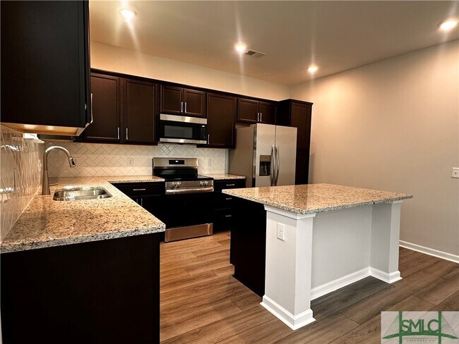 Foto del edificio - 542 Sessile Oak Dr