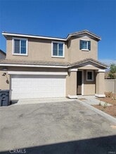 Building Photo - 2058 Bergamot St