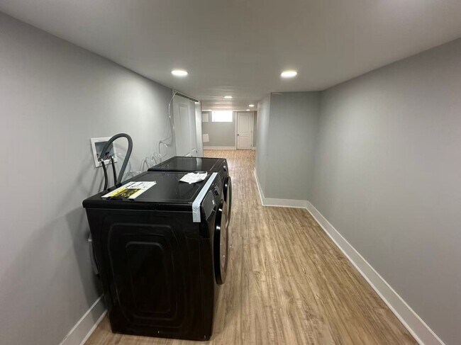 Foto del edificio - 3b1b house available in South Philly