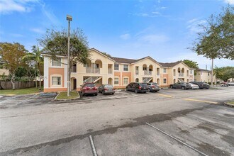 Building Photo - 1651 SE 28th Ct