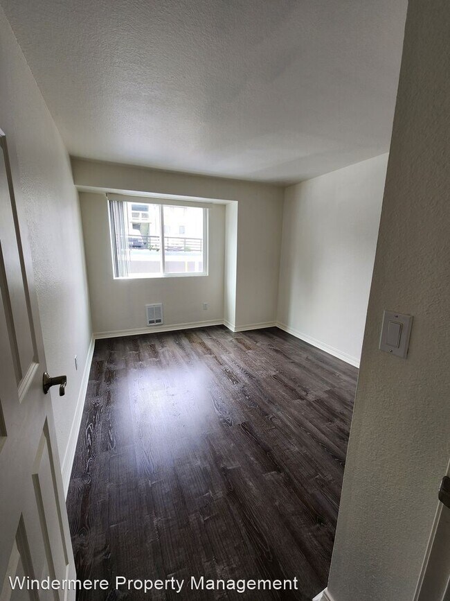 Building Photo - 2 br, 1 bath House - 1760 W Sunn Fjord Ln ...