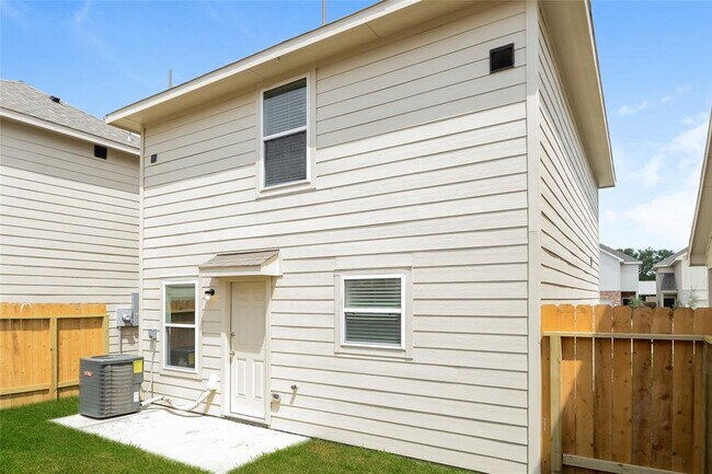 Building Photo - 2658 Bouvardia Wy