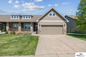 Building Photo - 11602-11604 Summerfield St