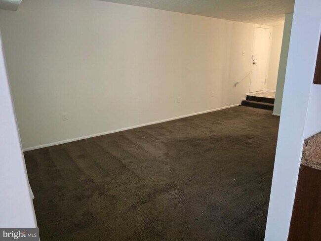 Foto del edificio - 7814 Hanover Pkwy