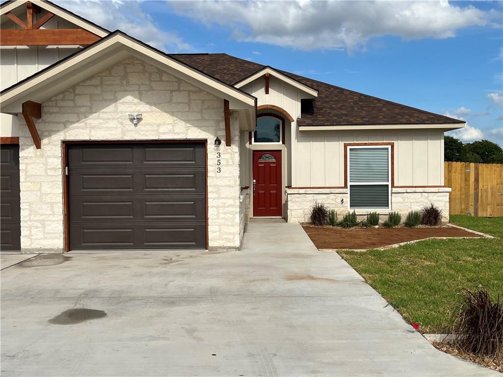 353 Navarro Wy, Seguin, TX 78155 Condo for Rent in Seguin, TX
