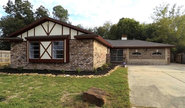 Building Photo - 6903 Castleview Ln