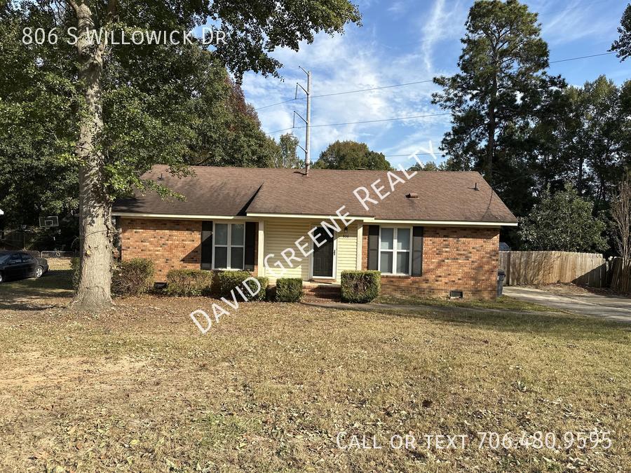 Primary Photo - 806 S Willowick Dr