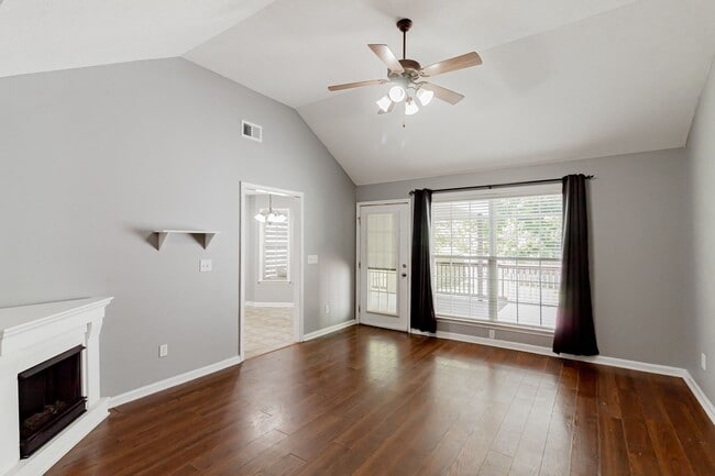 Building Photo - 2014 Inverness Pkwy