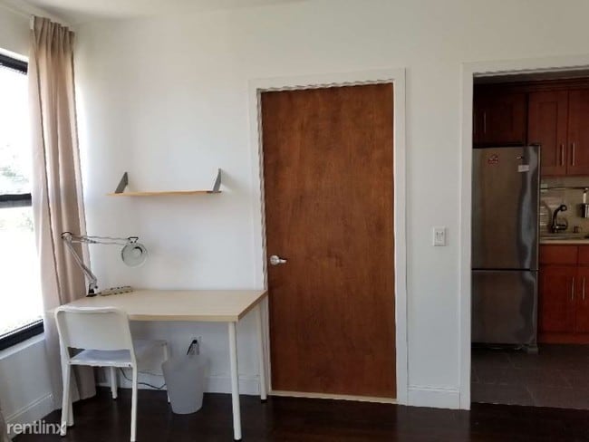 Building Photo - 1058 Bedford Ave