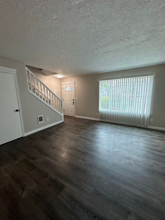 Foto del edificio - Rockingham Duplex- Northeast Salem