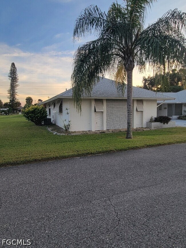 Foto del edificio - 341 Richland Rd