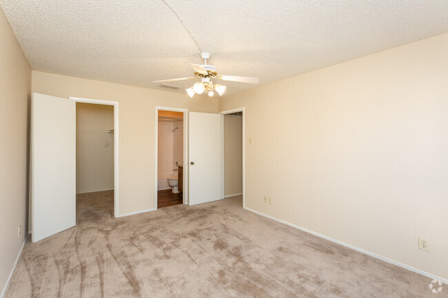 2BR 2BA - 952 SF - Park at Caldera