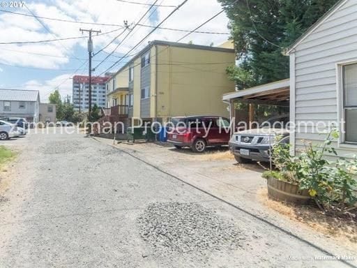 Building Photo - 1526 Willamette Alley