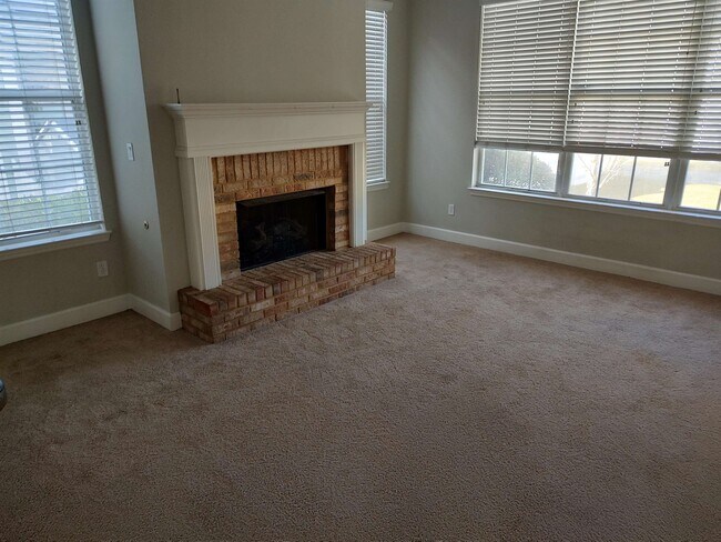 Foto del edificio - 3712 Riverton Trail