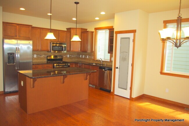 Building Photo - 1520 Bryce Park Loop