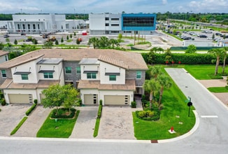 Building Photo - 9075 Kingsmoor Wy