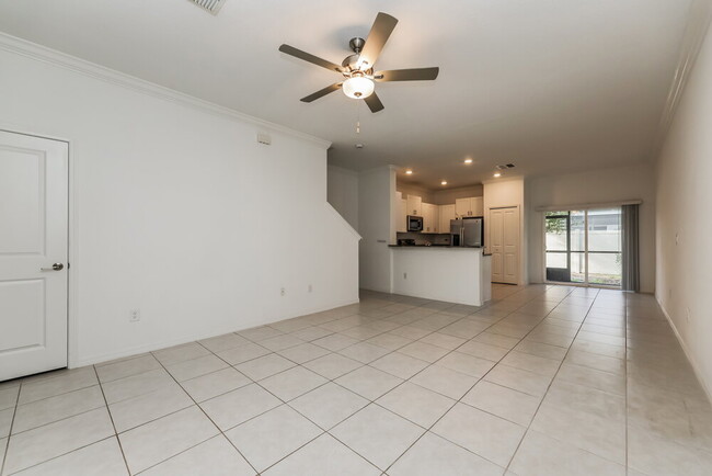 Foto del edificio - 2133 Great Sapphire Ln