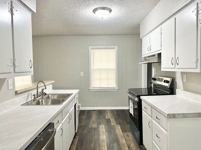 Foto del edificio - 2784 Bragg Ln