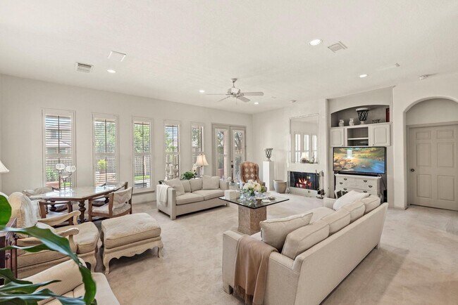 Foto del edificio - 4513 Country Club View