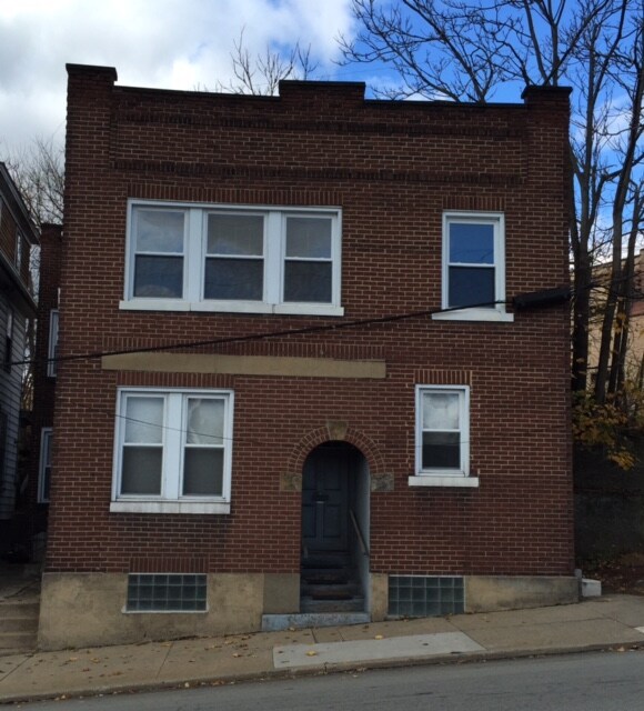 Vista de la calle - 526 S Main St