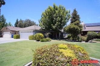 Building Photo - 9116 Lacroix Ct