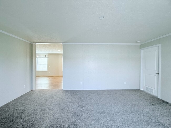 Building Photo - 29652 Cambridge Ct