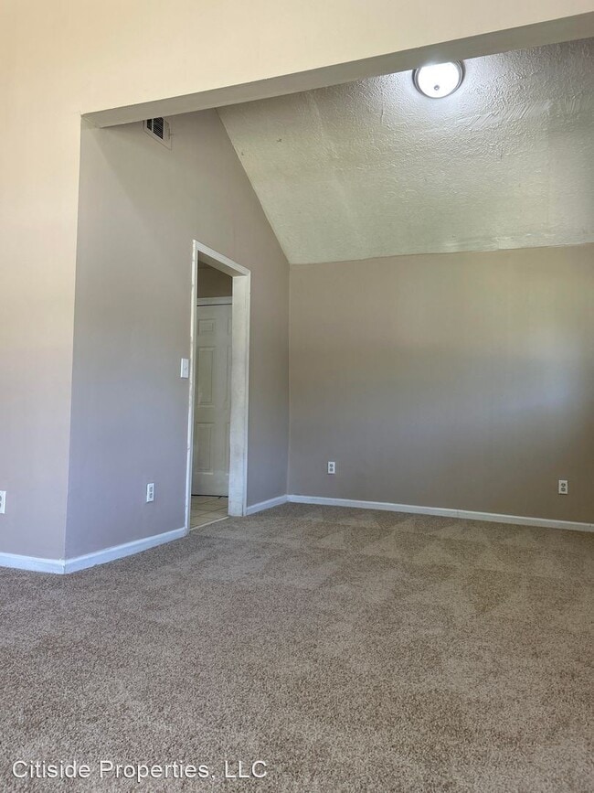 Building Photo - 3 br, 2 bath House - 2331 Scotty Circle