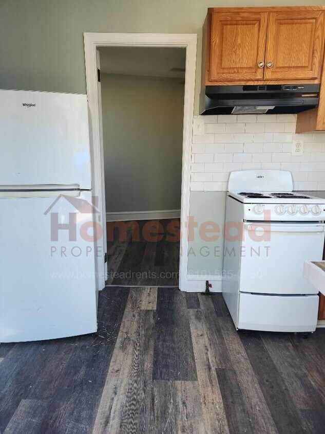 74 Bartram Ave Unit 1F, Lansdowne, PA 19050 Room for Rent in