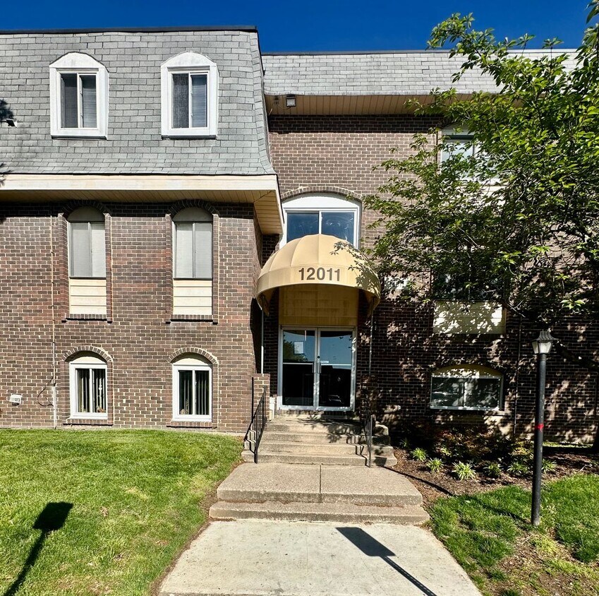 Foto principal - Cozy 2 Bedroom Condo in Reisterstown.