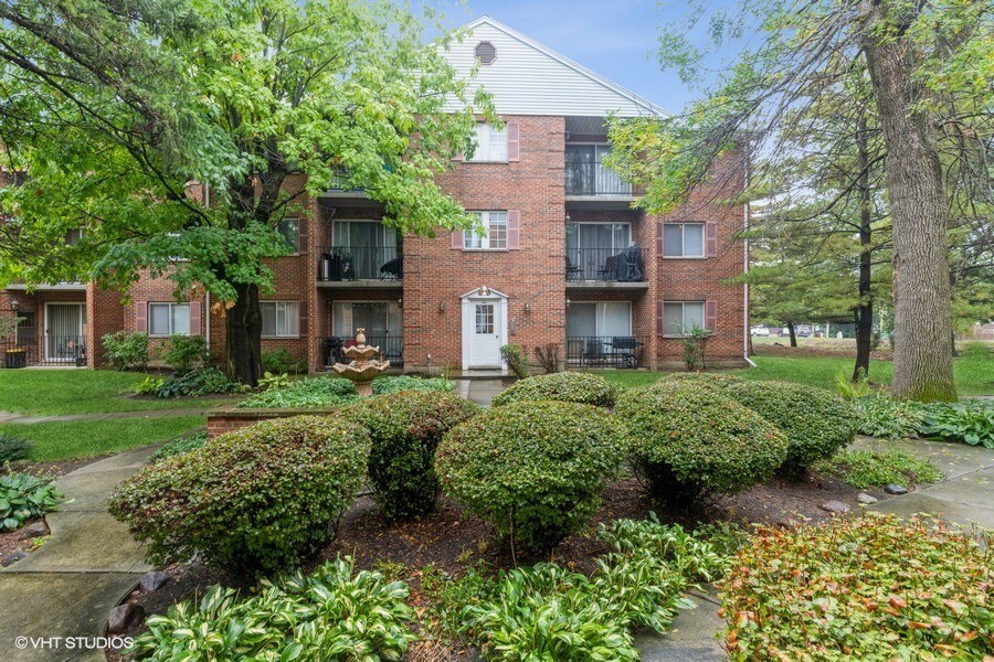 Primary Photo - 7855 N Caldwell Ave