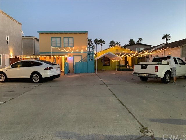 Foto principal - 505 E Balboa Blvd