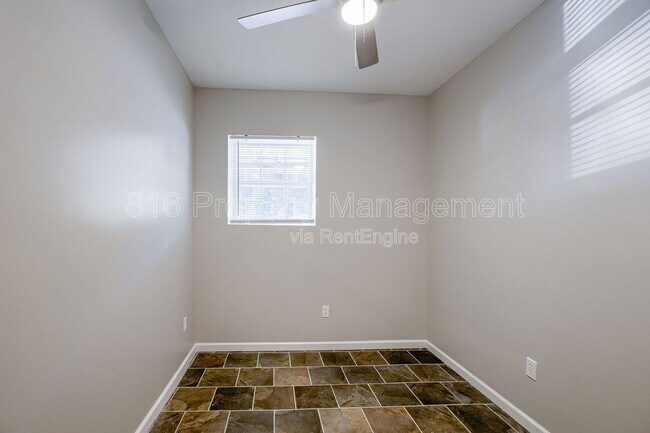 Building Photo - 8718 E Winner Rd