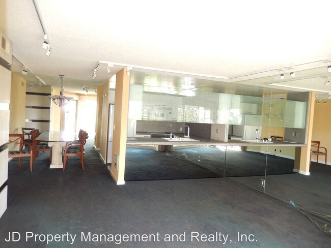 Building Photo - 1 br, 1 bath House - 5714 Baltimore Dr. #507