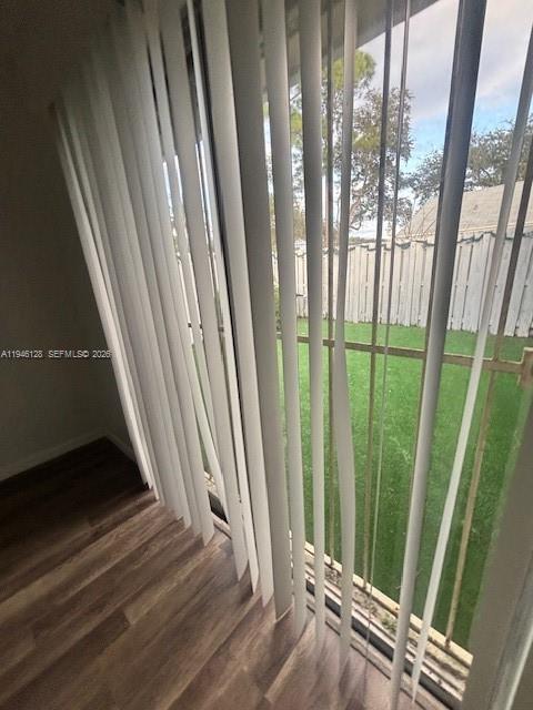 Foto del edificio - 817 NE 214th Ln