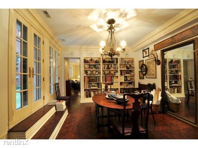 Building Photo - 2 br, 2 bath Condo - 1350 N State Pkwy