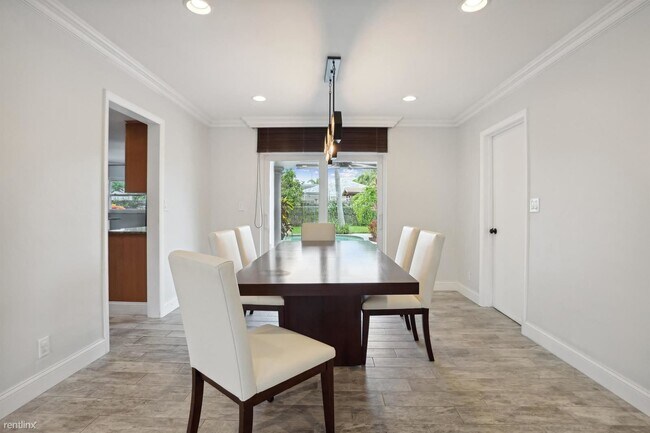 Foto del edificio - 3 br, 2 bath House - 603 SE 7th Ave