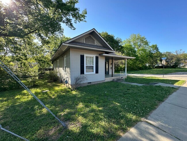 Foto del edificio - Charming 2 Bed, 1 Bath House in Fort Smith