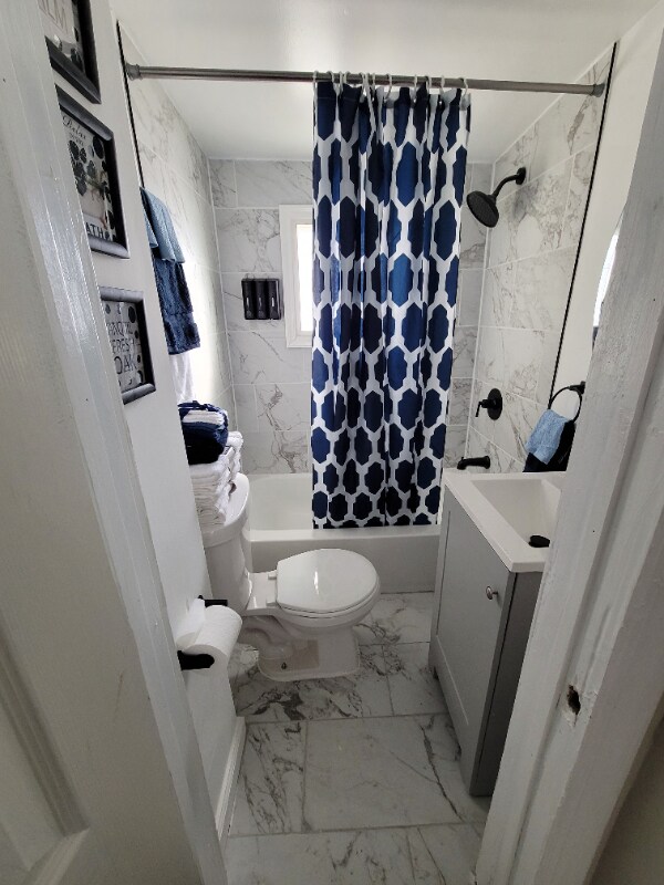217 E Mulberry St Unit Apt B, Millville, NJ 08332 Room for Rent in