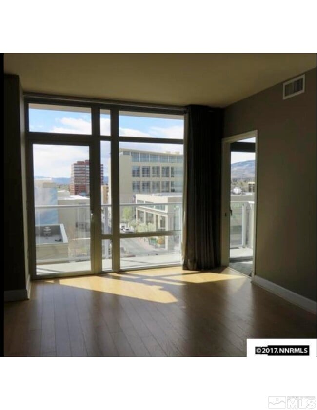 Building Photo - 50 N Sierra St