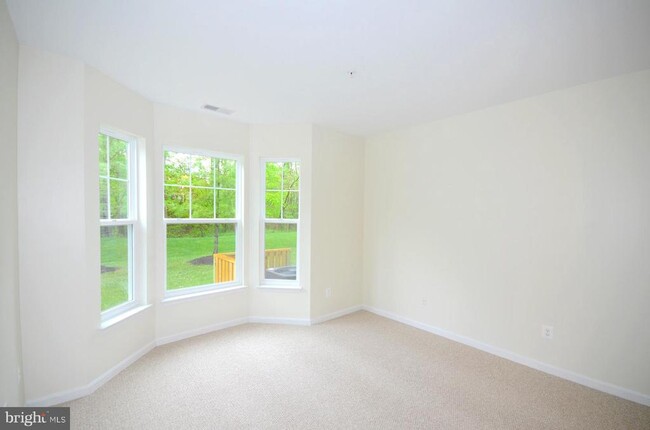 Building Photo - 3527 Piney Woods Pl