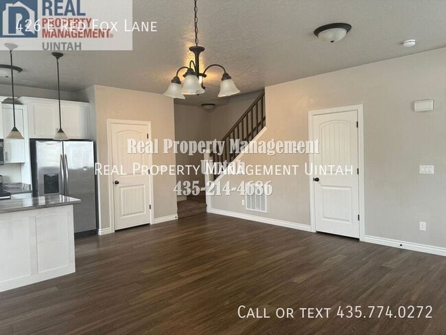 Building Photo - 426 Redfox Ln