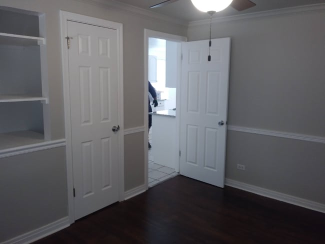 Building Photo - 1300 S Beach Ct