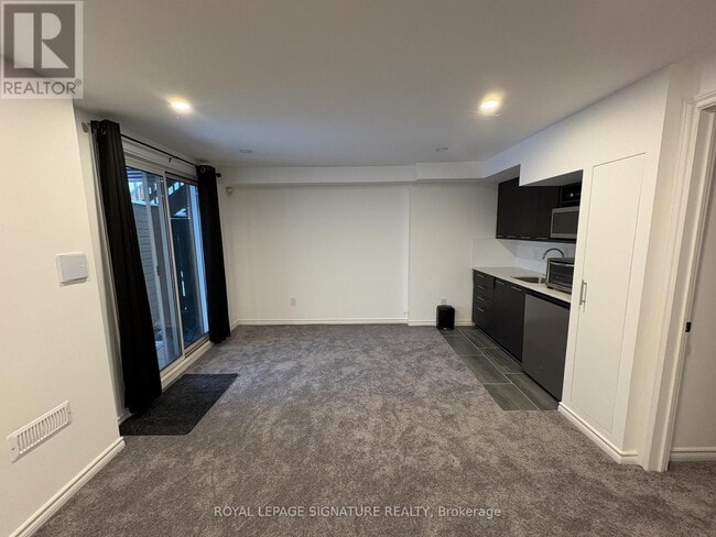 Photo du bâtiment - 43 Parktree Dr