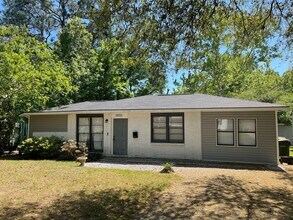 Building Photo - 2033 E 41st St