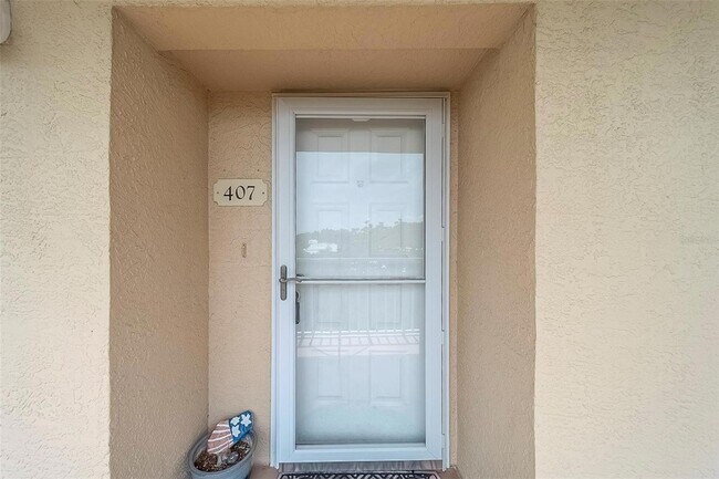 Foto del edificio - 9510 Harbor Greens Way